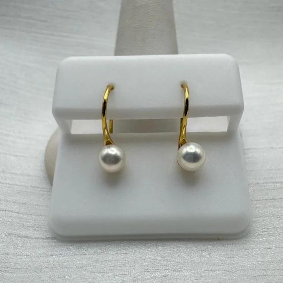 Natural Freshwater Pearl Gold Earrings